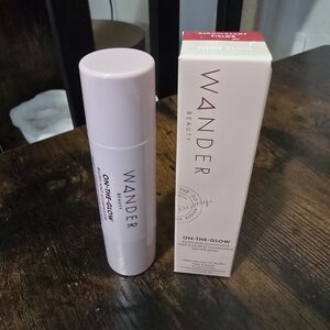 Wander Beauty On-the-Glow Blush and Illuminator - Nude Glow